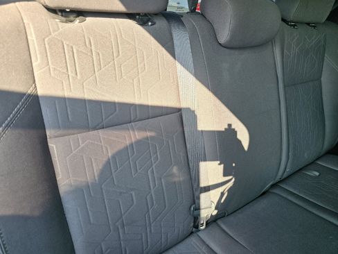 Certified 2017 Toyota Tacoma TRD Sport image 15