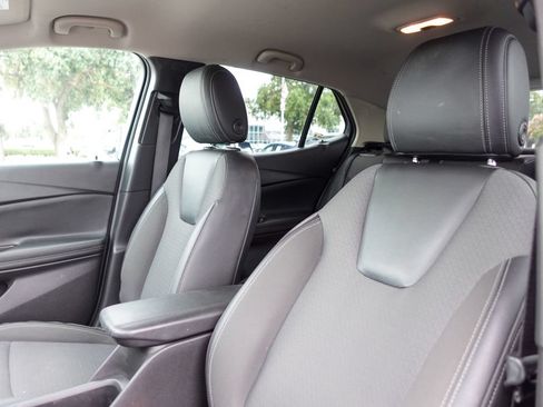 Used 2021 Buick Encore GX Preferred FWD image 23
