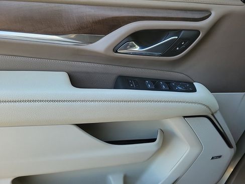 Used 2021 GMC Yukon Denali w/ Denali Premium Package image 20