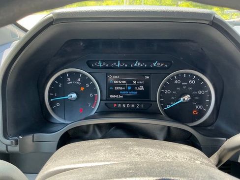 Used 2021 Ford F250 XLT w/ XLT Premium Package AWD/4WD image 19