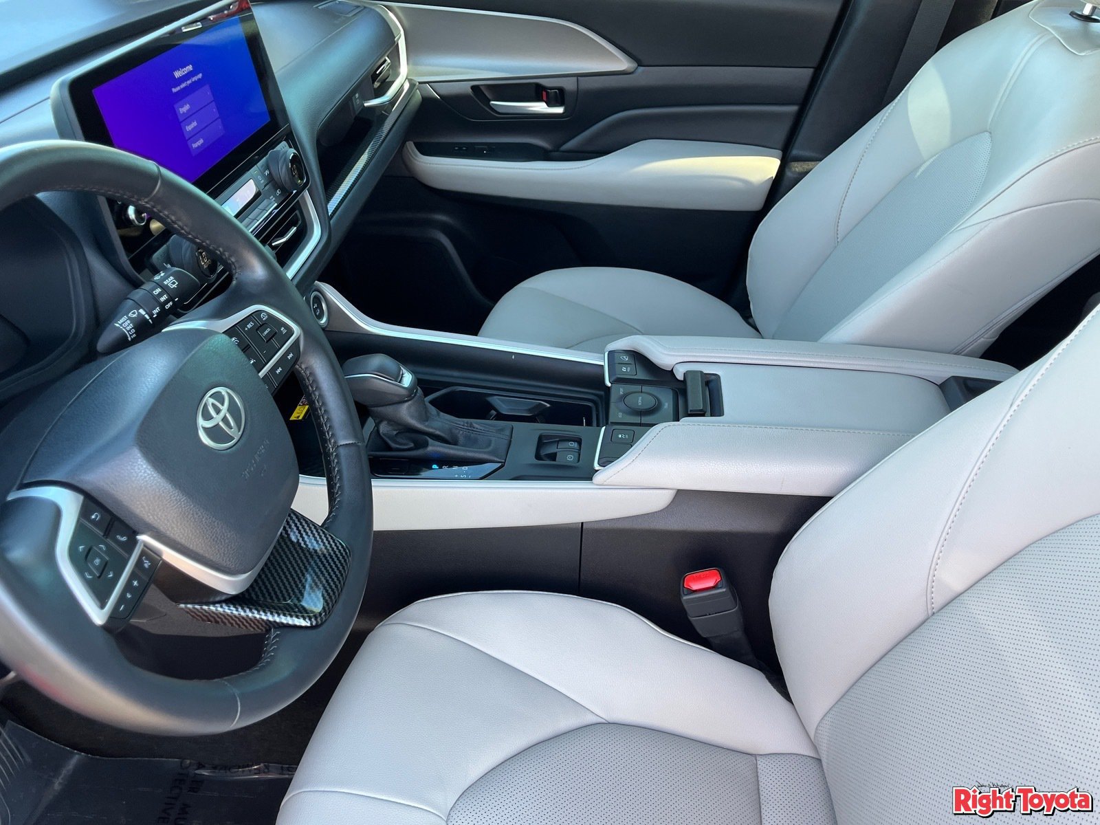Certified 2026 Toyota Grand Highlander AWD Hybrid image 21