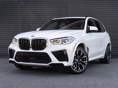 Used 2021 BMW X5 M w/ Executive Package AWD/4WD image 1