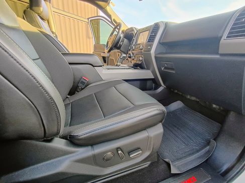 Used 2020 Ford F150 Raptor w/ Equipment Group 802A Luxury image 31