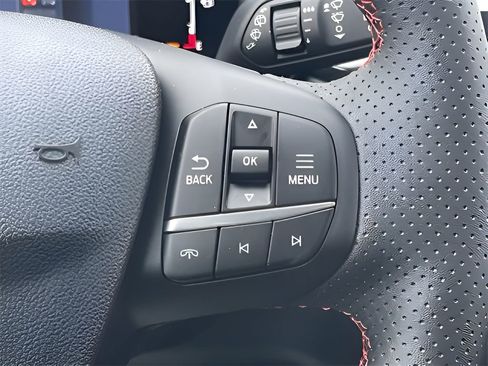 New 2025 Ford Escape ST-Line w/ Tech Pack #1 AWD/4WD image 25