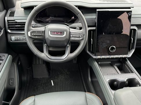 New 2026 GMC Acadia AT4 w/ Luxury Package AWD/4WD image 15