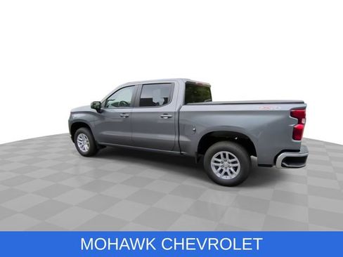 Certified 2022 Chevrolet Silverado 1500 LT AWD/4WD image 7