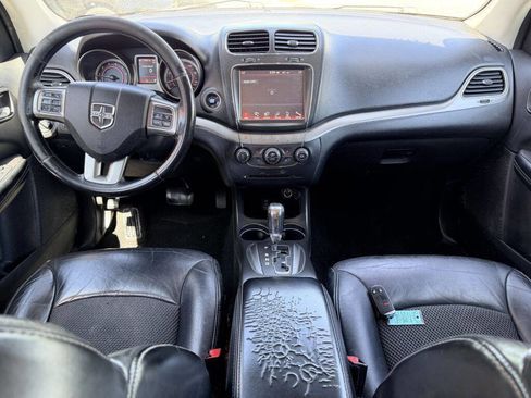 Used 2019 Dodge Journey Crossroad FWD image 10