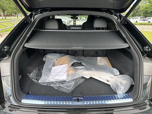 New 2026 Audi SQ8 Prestige AWD/4WD image 34