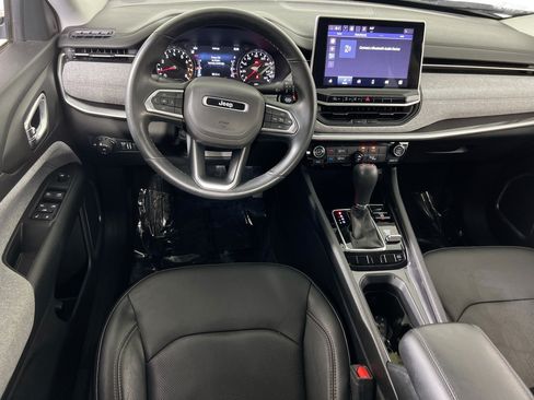 Used 2022 Jeep Compass Latitude AWD/4WD image 21