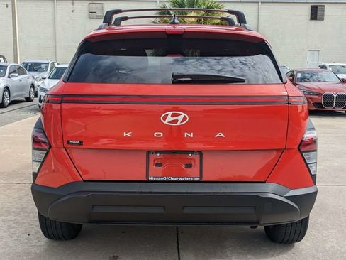 Used 2024 Hyundai Kona SEL w/ Convenience Package FWD image 7