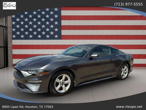 Used 2018 Ford Mustang Coupe image 4