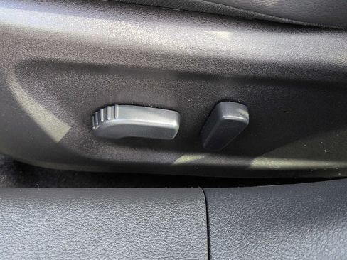 Used 2025 Nissan Altima 2.5 SR FWD image 11