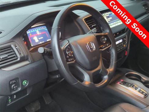Used 2022 Honda Pilot Special Edition image 2