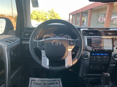 Certified 2022 Toyota 4Runner Limited image 33