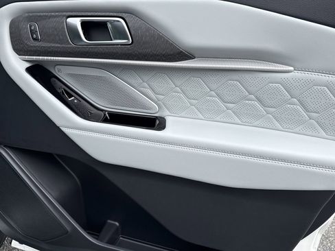 New 2026 Ford Explorer Platinum AWD/4WD image 14