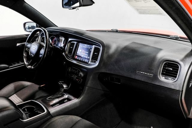 Used 2020 Dodge Charger R/T RWD image 13