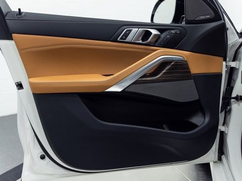 Certified 2024 BMW X6 xDrive40i w/ Executive Package image 11