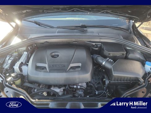 Used 2017 Volvo XC60 T5 Dynamic w/ Preferred Option Package image 21
