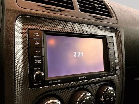 Used 2014 Dodge Challenger R/T w/ Electronics Convenience Group RWD image 21