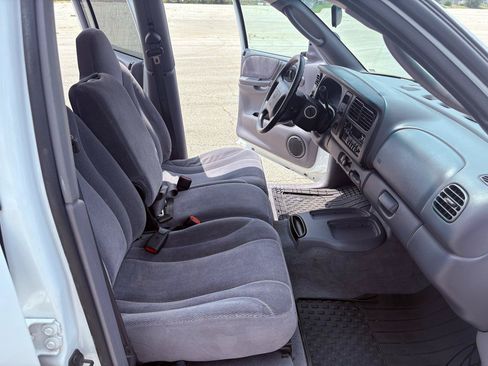 Used 2000 Dodge Dakota Sport RWD image 46