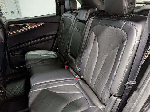 Used 2020 Lincoln Nautilus Reserve w/ Equipment Group 201A image 16