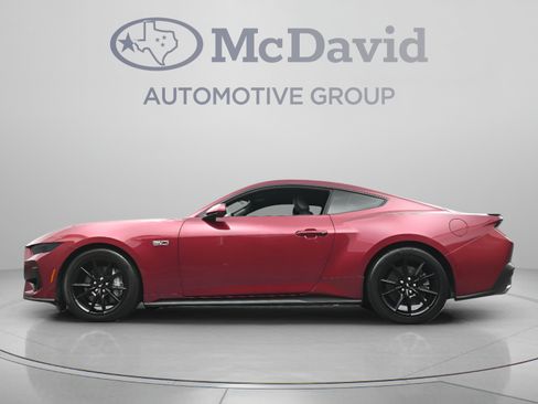 Used 2025 Ford Mustang GT Premium RWD image 27