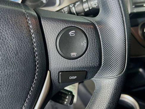 Used 2015 Toyota RAV4 XLE image 18