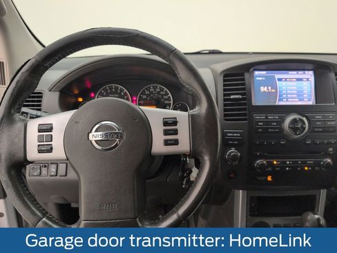Used 2011 Nissan Pathfinder SV RWD image 21