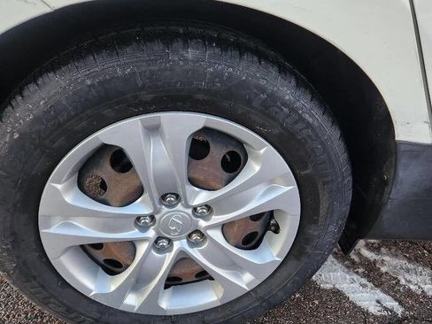 Used 2012 Hyundai Tucson GL image 28