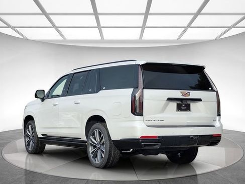 New 2026 Cadillac Escalade ESV Sport image 7