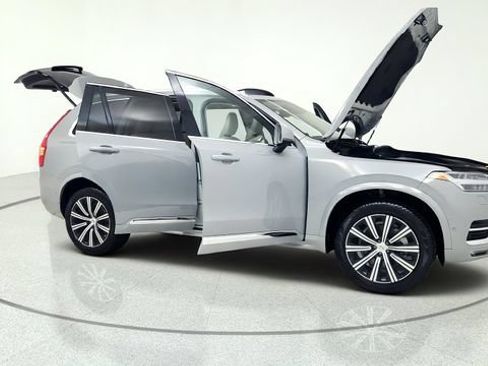 Used 2025 Volvo XC90 B6 Plus w/ Protection Package Premier AWD/4WD image 20