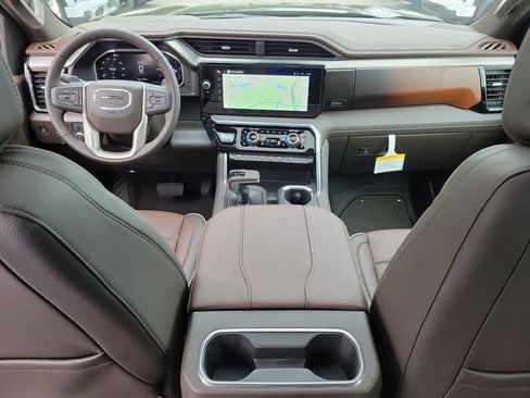 New 2026 GMC Sierra 1500 Denali w/ Denali Reserve Package AWD/4WD image 16