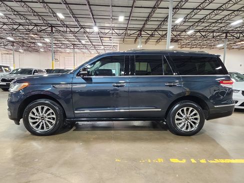 Used 2024 Lincoln Navigator Premiere AWD/4WD image 7