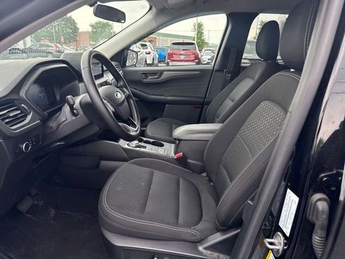 Used 2024 Ford Escape Active AWD/4WD image 9