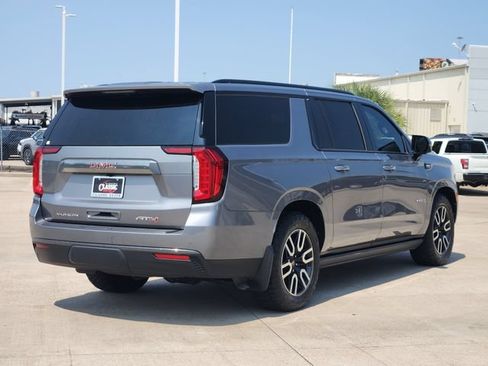 Used 2021 GMC Yukon XL AT4 w/ AT4 Premium Plus Package AWD/4WD image 7