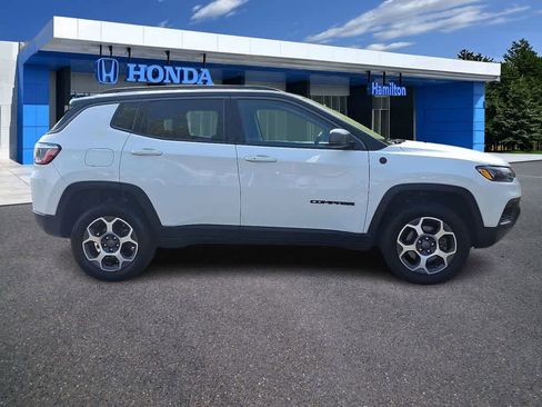 Used 2022 Jeep Compass Trailhawk w/ Trailhawk Convenience Group AWD/4WD image 25