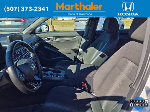 Used 2023 Honda Civic Sport image 9
