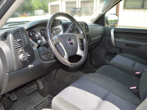 Used 2011 GMC Sierra 1500 SLE w/ Power Tech Package AWD/4WD image 16