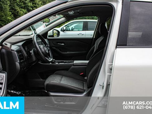 Used 2023 Nissan Rogue SV AWD/4WD image 15