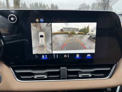 New 2026 Chevrolet Equinox ACTIV w/ Convenience Package III AWD/4WD image 32