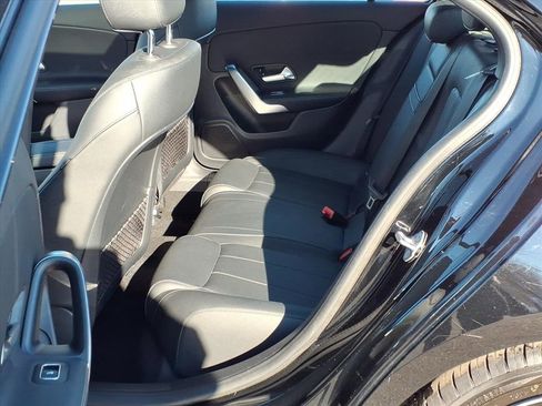 Used 2022 Mercedes-Benz A 220 4MATIC image 13