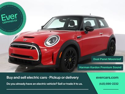 Used 2024 MINI Cooper SE w/ Signature Upholstery Package