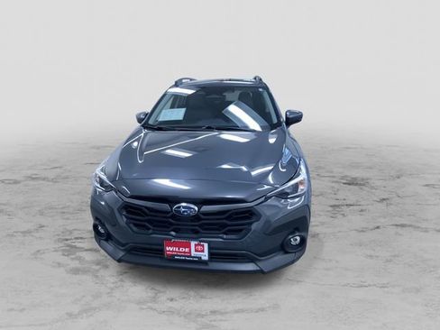 Used 2024 Subaru Crosstrek 2.0i Premium image 5