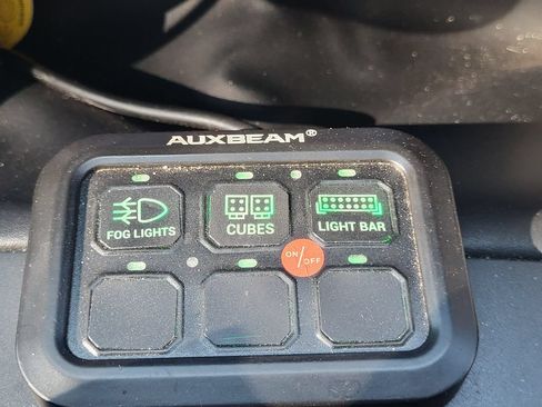 Used 2023 Ford Bronco Outer Banks w/ Sasquatch Package AWD/4WD image 30