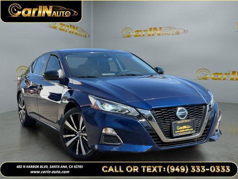 Used 2021 Nissan Altima 2.5 SR image 3