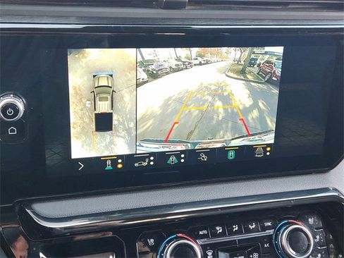 Used 2022 GMC Sierra 1500 AT4 w/ AT4 Premium Package image 19