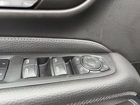 Used 2023 GMC Yukon XL Denali AWD/4WD image 21