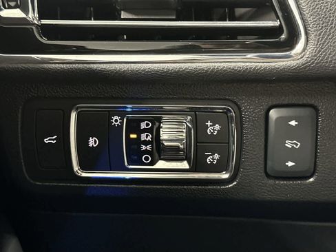 Used 2024 Lincoln Navigator Reserve AWD/4WD image 19