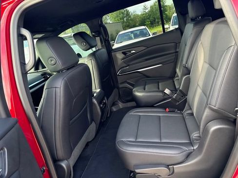 Used 2026 Chevrolet Traverse LT AWD/4WD image 19