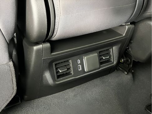 Used 2025 Chevrolet Silverado 2500 LT w/ Convenience Package AWD/4WD image 26